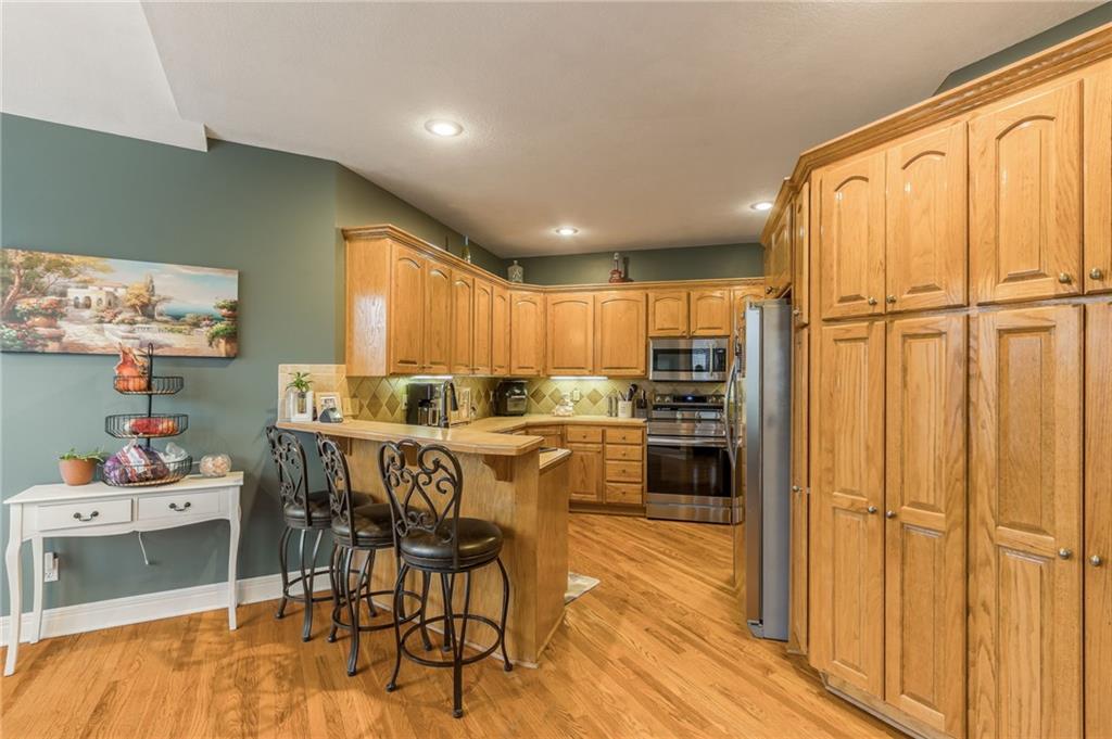 315 S Fox Ridge Drive Property Photo 16