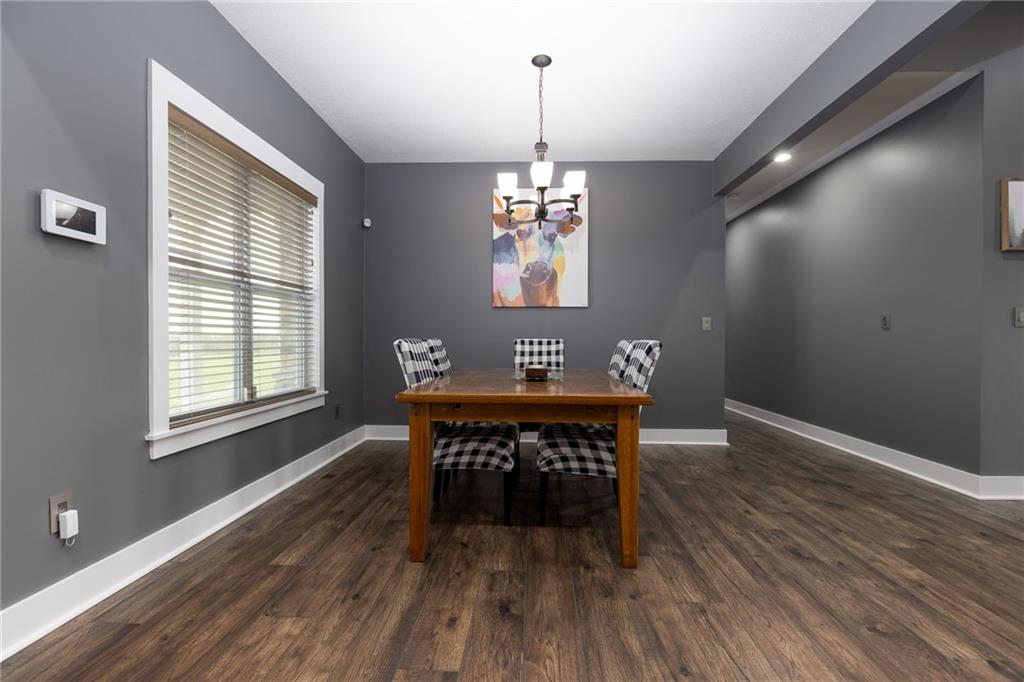5033 Se Fox Run Road Property Photo 4