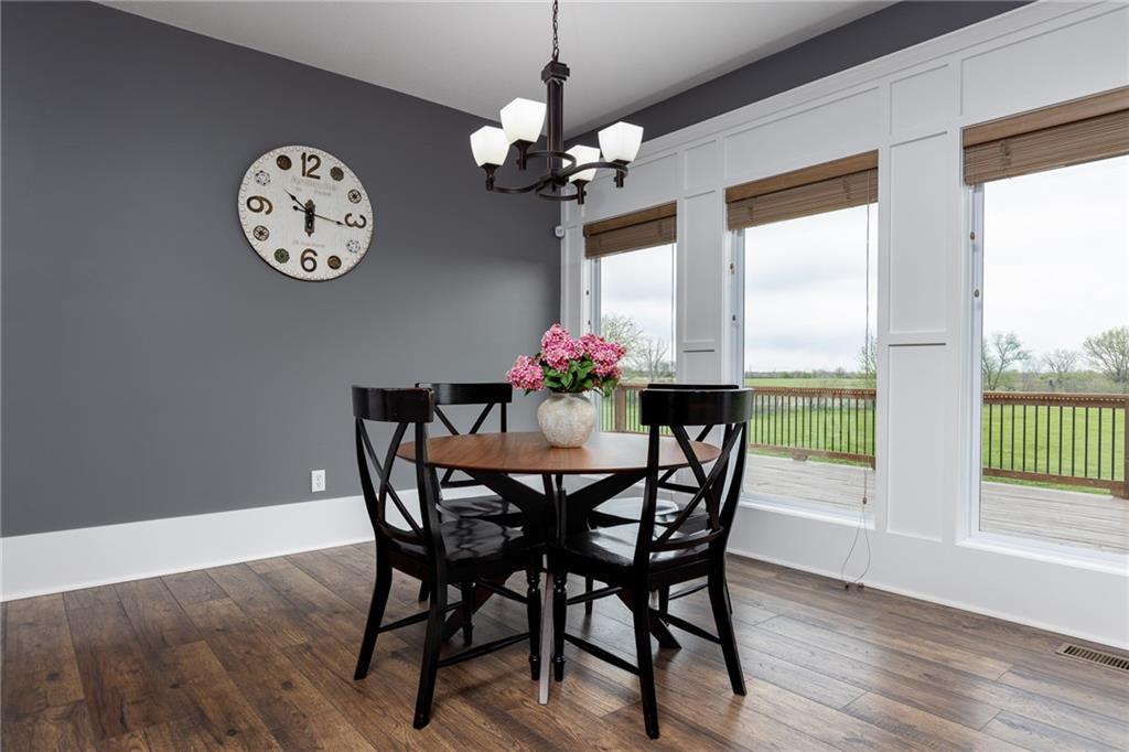 5033 Se Fox Run Road Property Photo 12