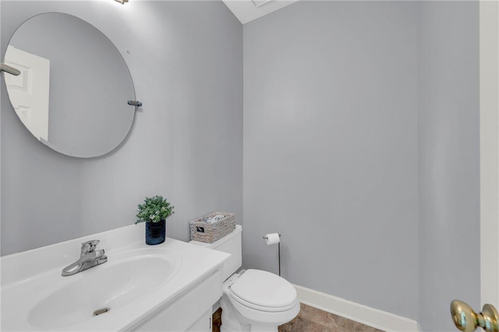 7442 N Sycamore Avenue Property Photo 16