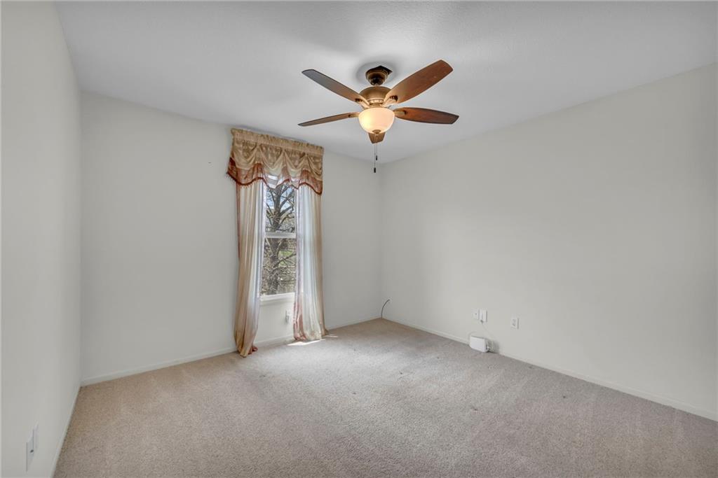 7442 N Sycamore Avenue Property Photo 32