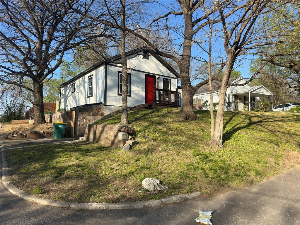 1820 Brown Avenue Property Photo