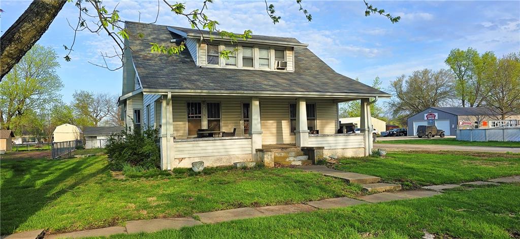 812 Clay Street Property Photo 1