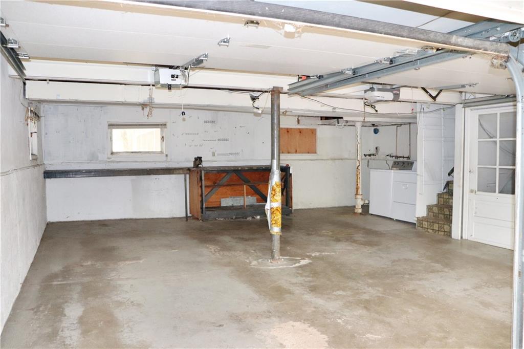 Crestview Real Estate Listings Main Image