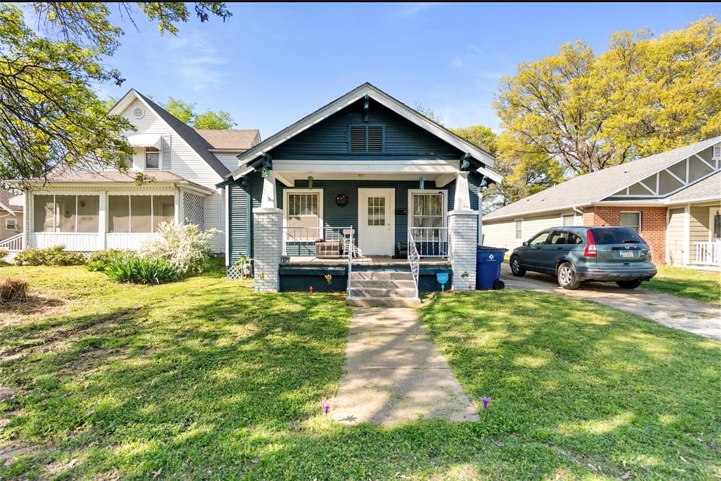 1008 W 5th Street Property Photo