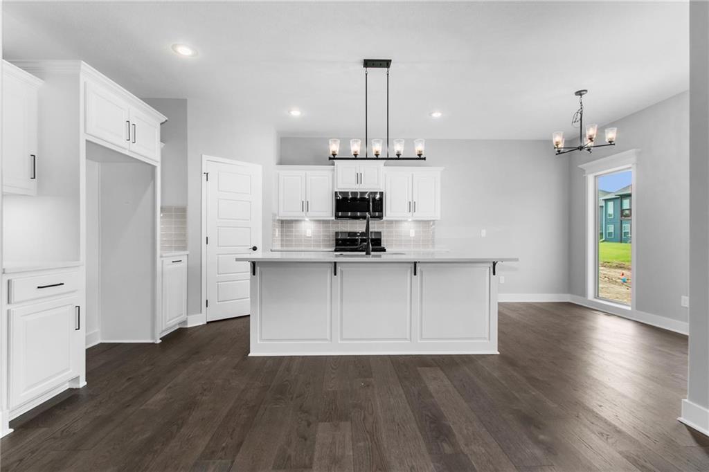 9427 N Belton Avenue Property Photo 18