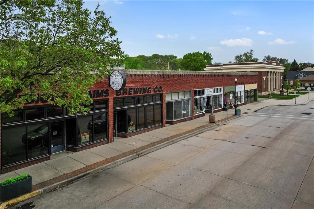 453-463 S Thompson Avenue Property Photo