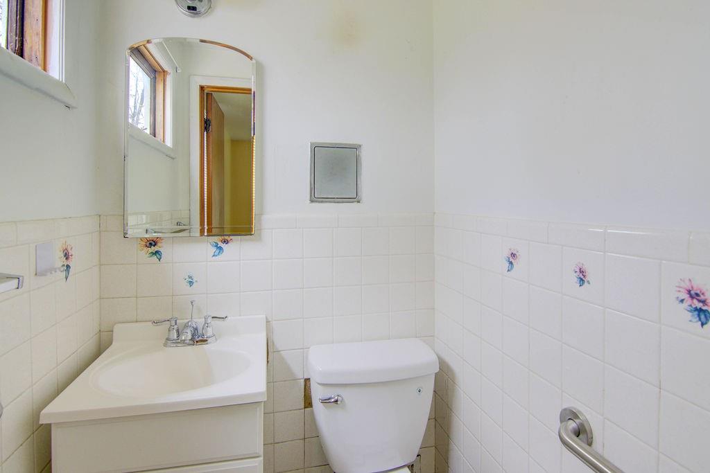 12104 W 69th Street Property Photo 15