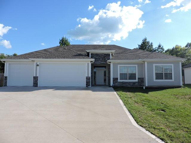 808 Se Sparrow Court Property Photo