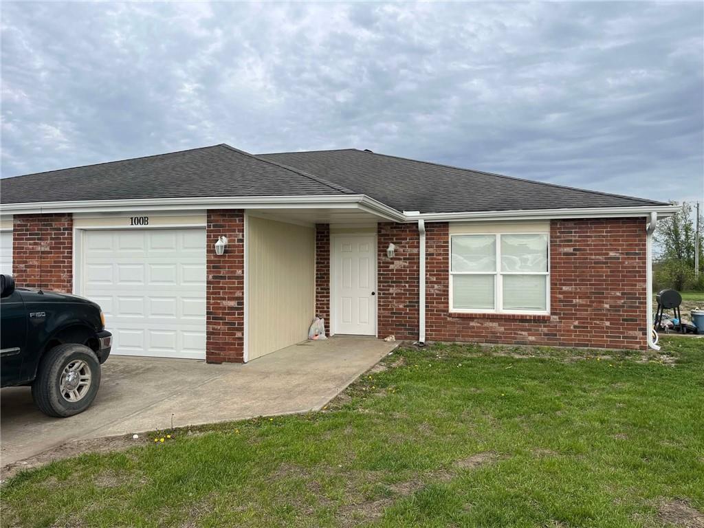 100 4343p Lane Property Photo