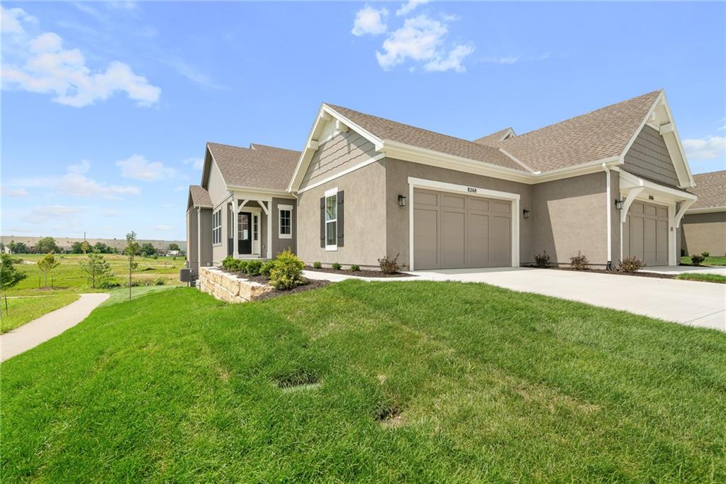 8268 Aurora Street Property Photo 4