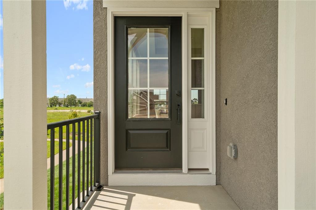 8268 Aurora Street Property Photo 6