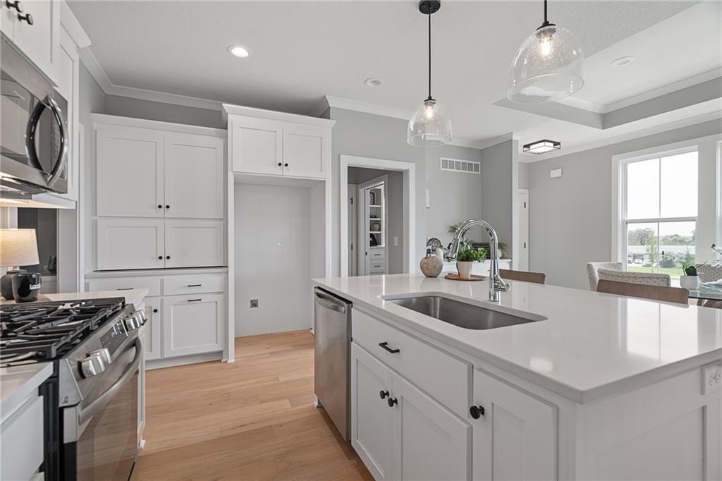 8268 Aurora Street Property Photo 14