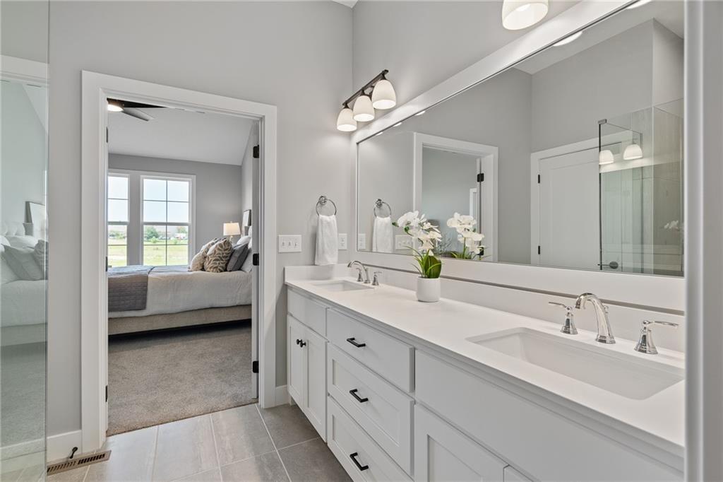 8268 Aurora Street Property Photo 23