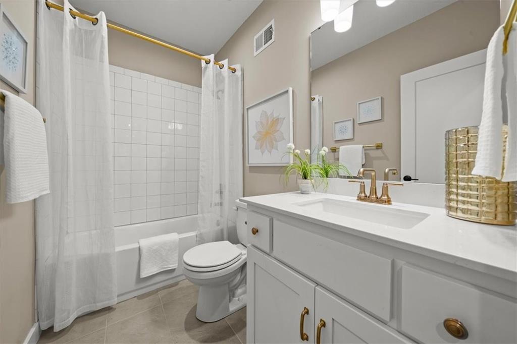 8268 Aurora Street Property Photo 35