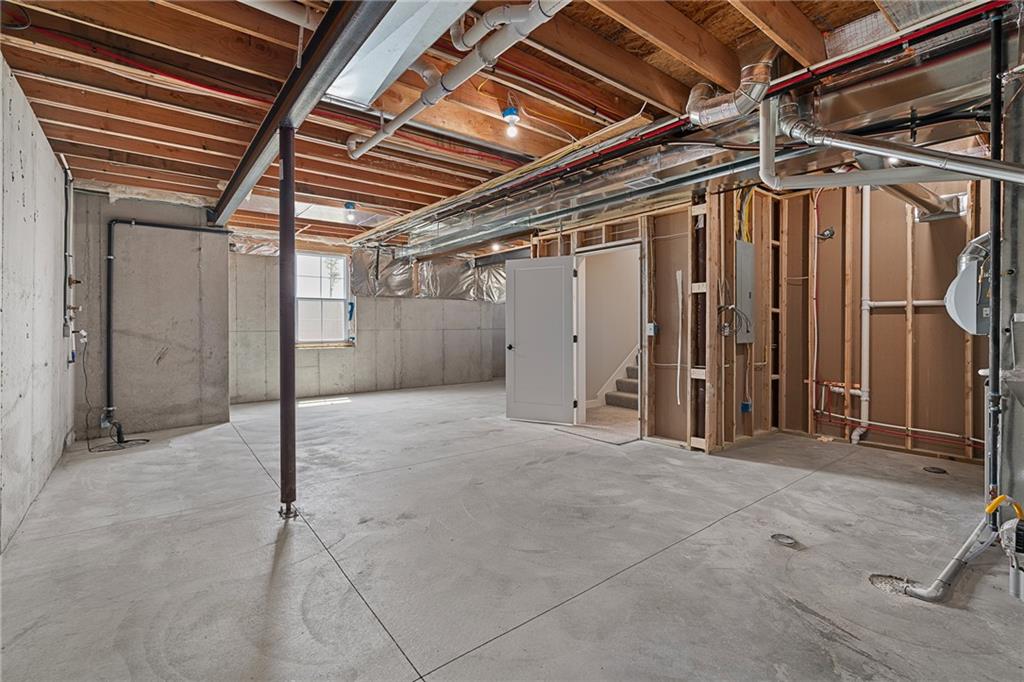 8268 Aurora Street Property Photo 36