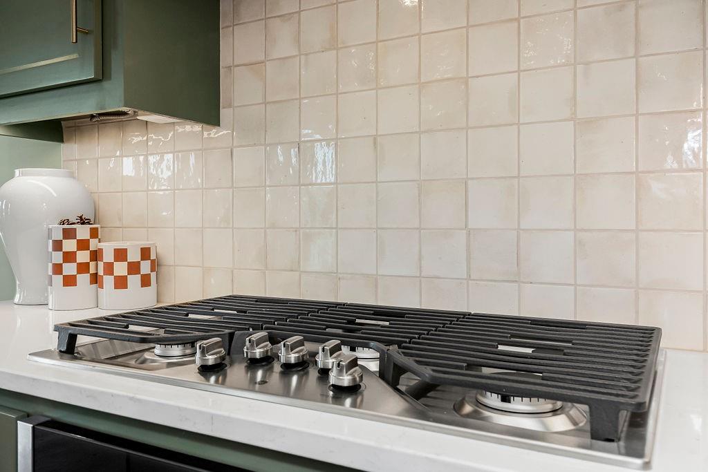 16143 S Kaw Street Property Photo 10