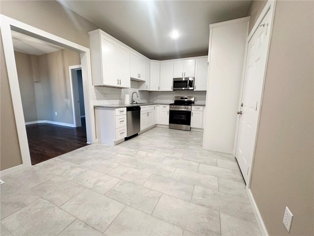 14 Cedar Street Property Photo 19