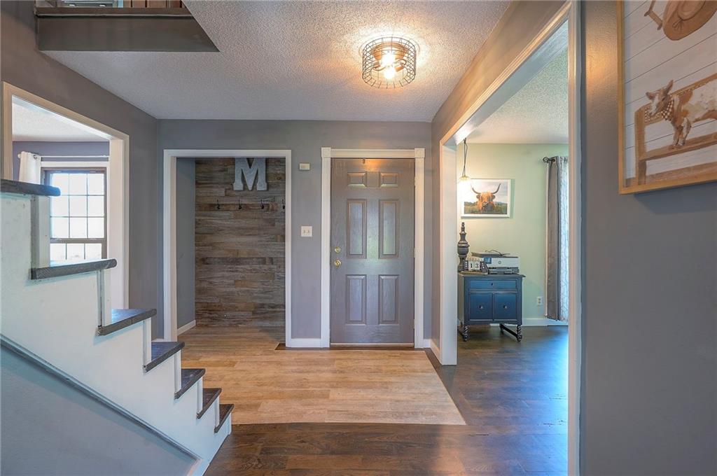 12321 Fishing River Lane Property Photo 4