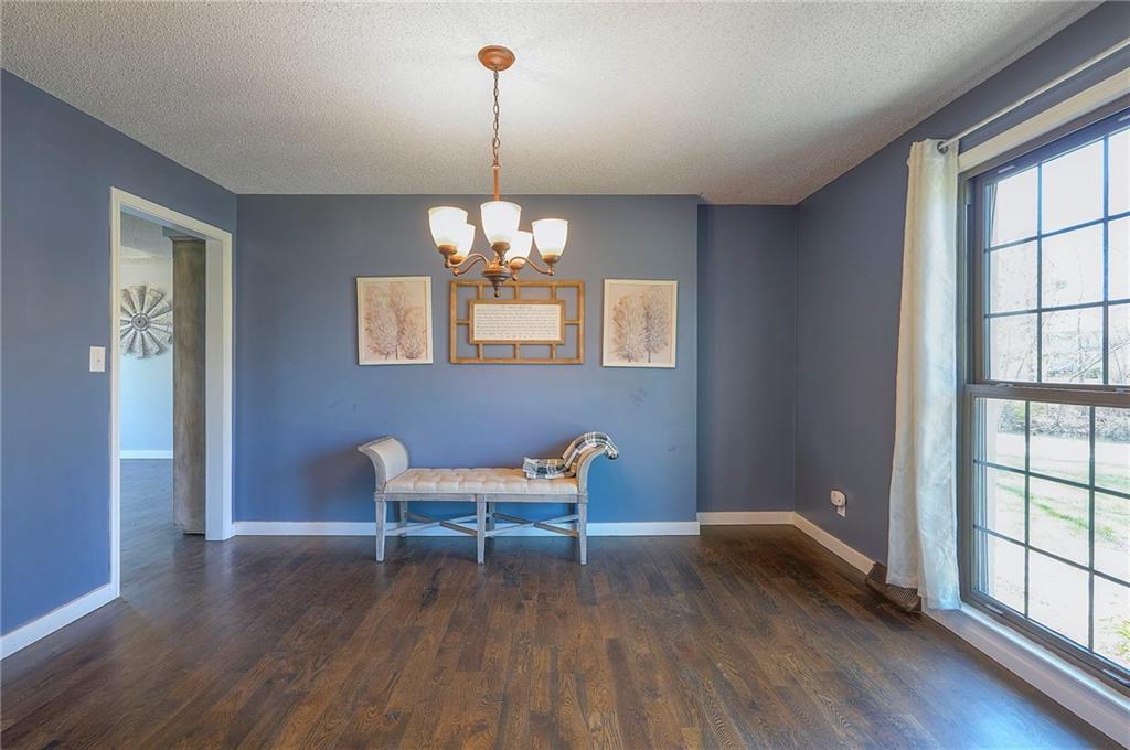 12321 Fishing River Lane Property Photo 8
