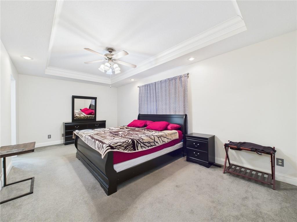 101 Hidden Pines Lane Property Photo 13