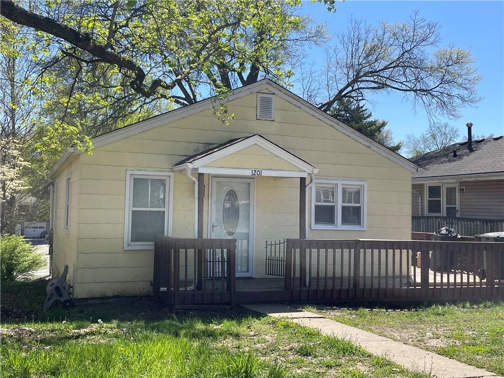 1201 Spruce Street Property Photo 1