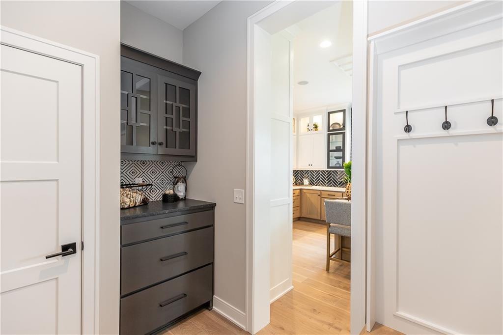 15291 W 161st Terrace Property Photo 15