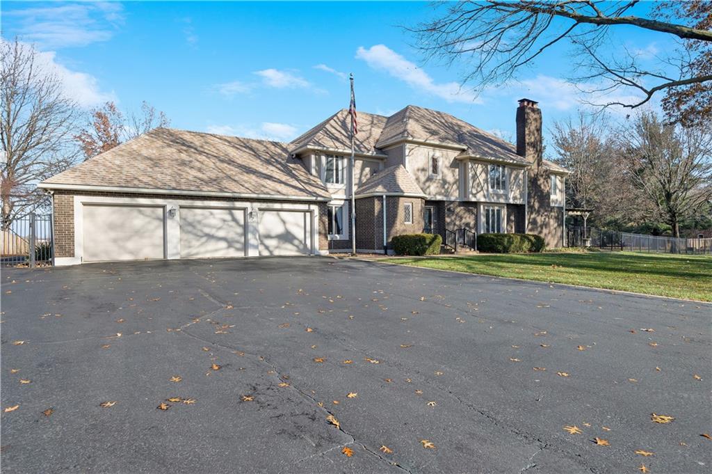 1707 Nw Ashton Drive Property Photo