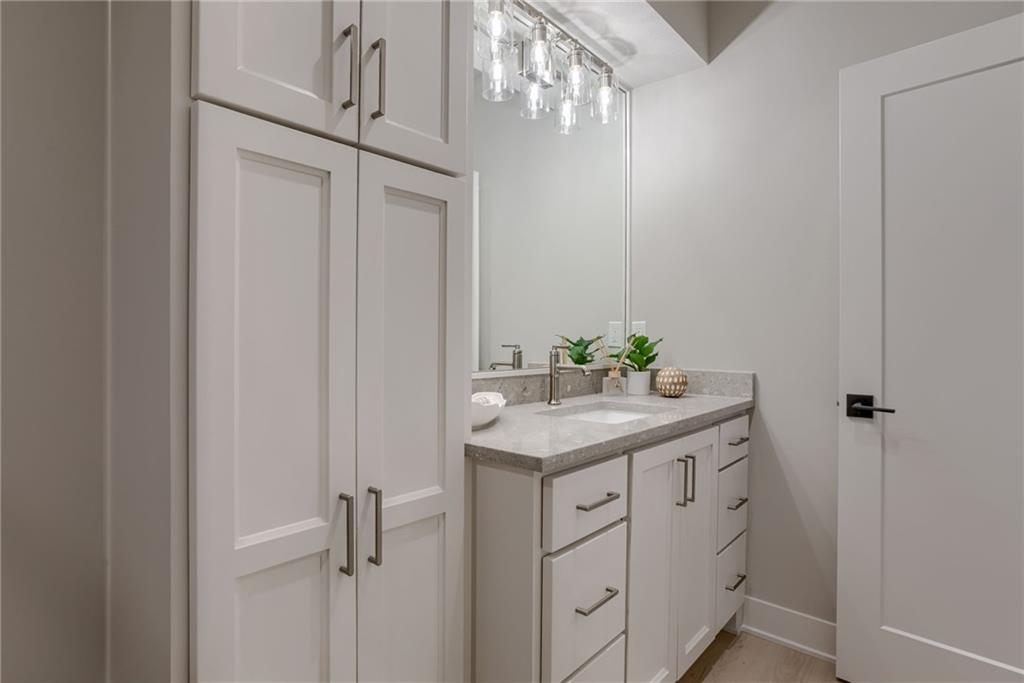 13610 Granada Drive Property Photo 28