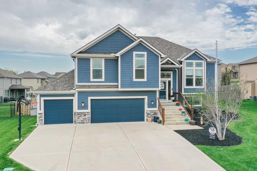 809 Canyon Lane Property Photo