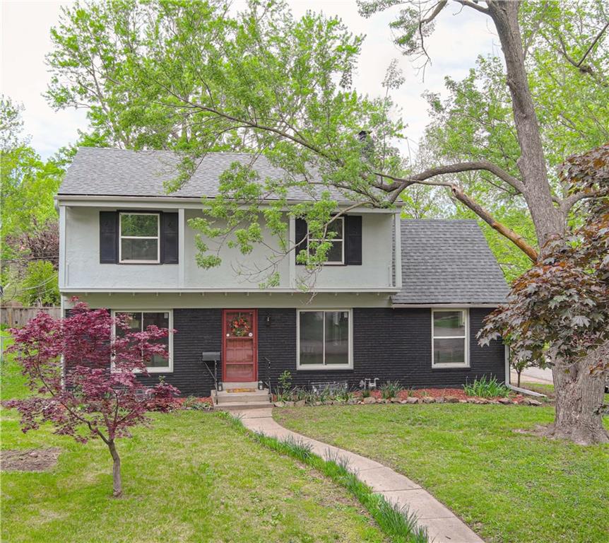 7400 Charlotte Street Property Photo