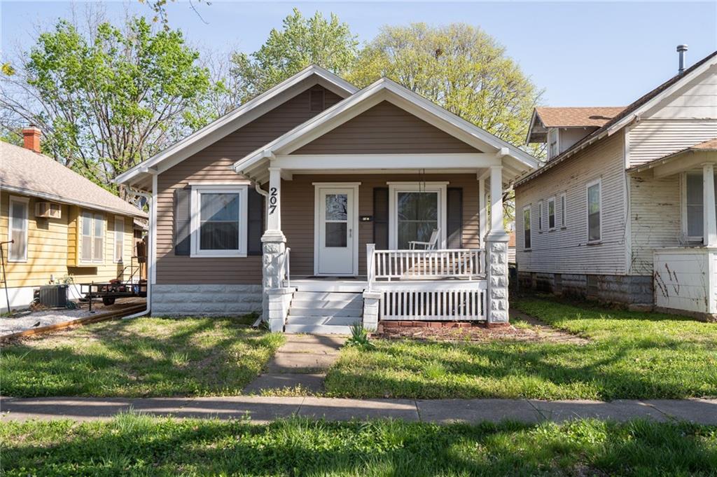 207 W 7th Avenue Property Photo