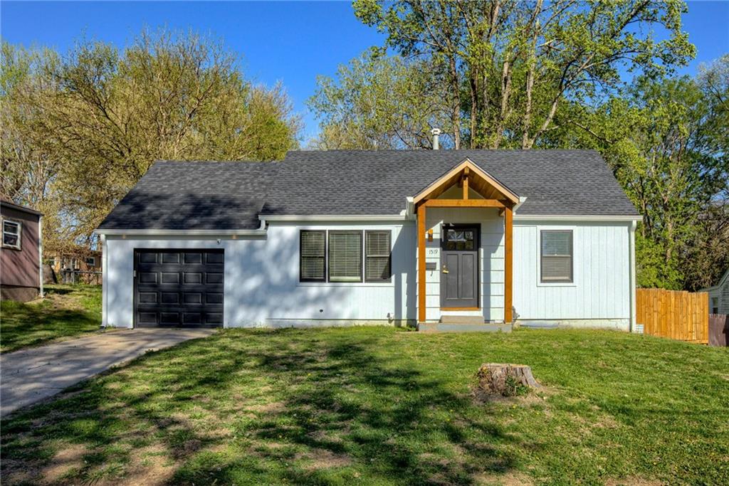 1519 N Pleasant Street Property Photo