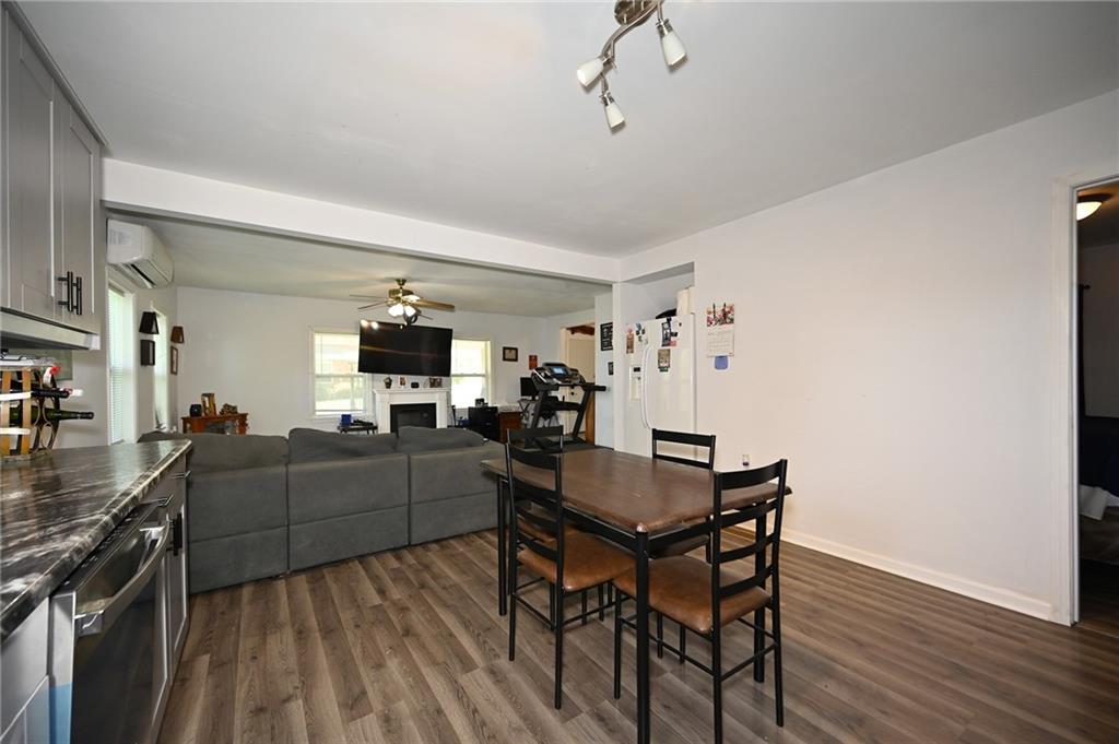114 East Street Property Photo 11