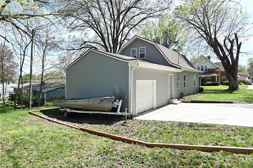114 East Street Property Photo 33