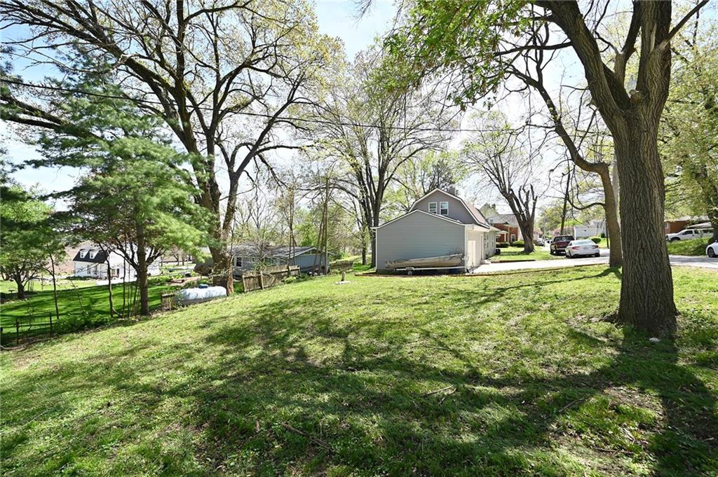 114 East Street Property Photo 35