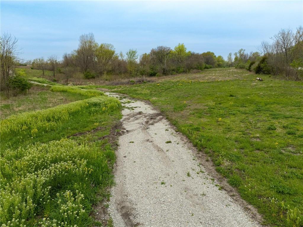 19810 N Us 69 Highway Property Photo 18