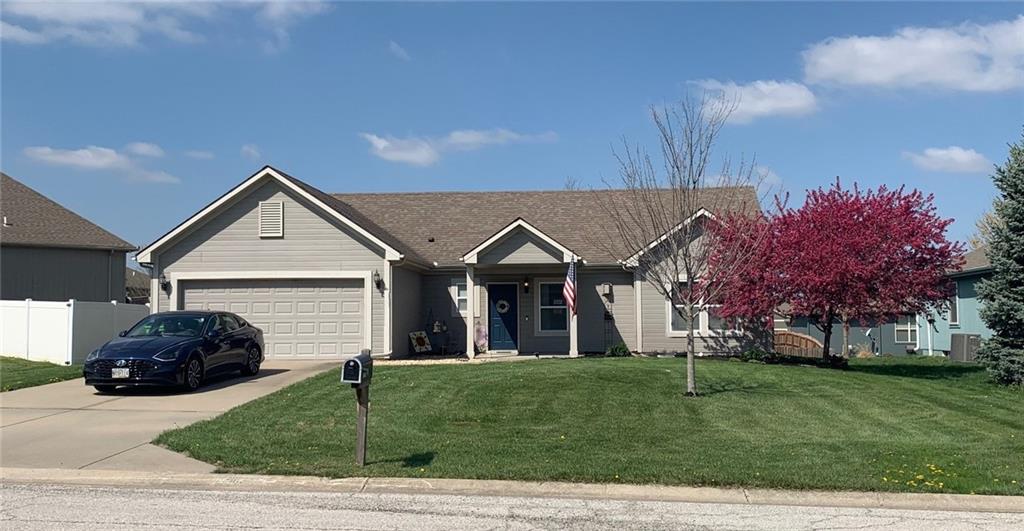 16914 Meadow Creek Circle Property Photo 1