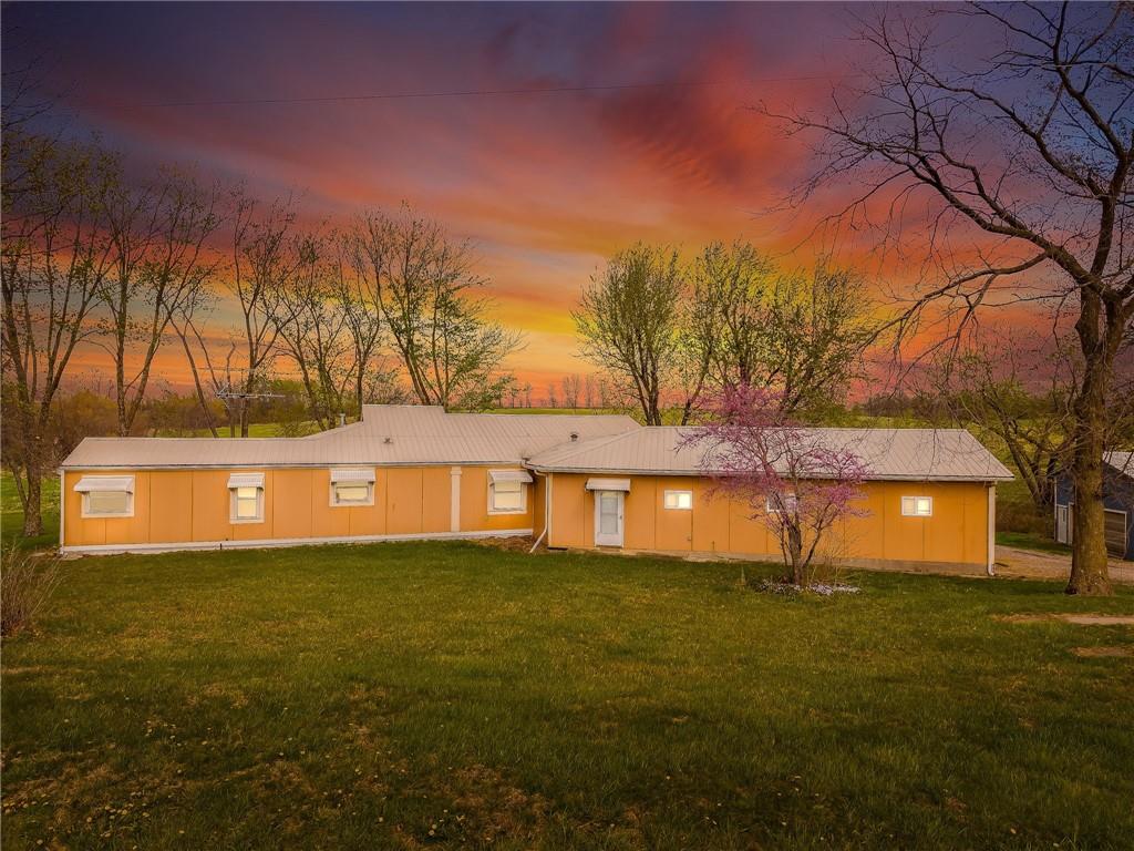 20 Se E Highway Property Photo