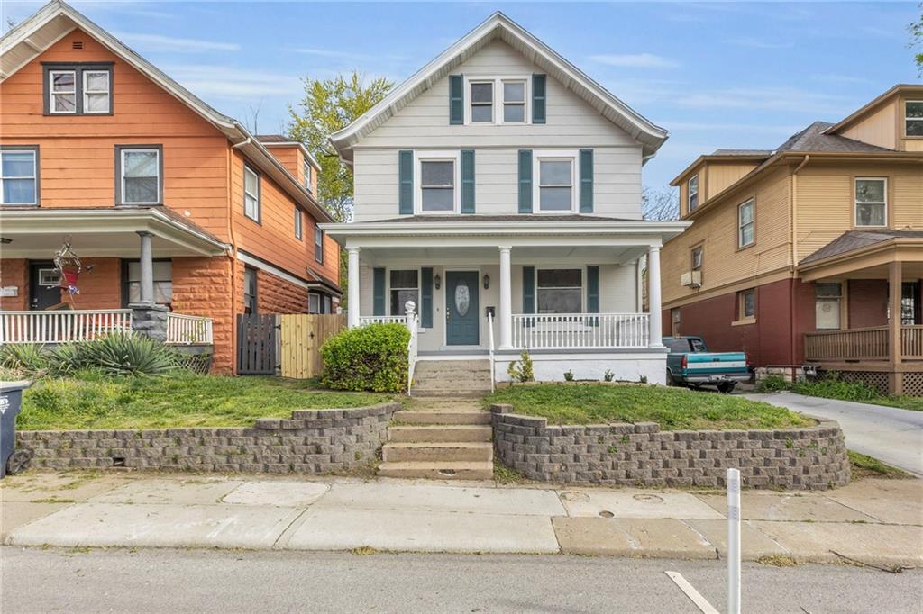 210 E 31st Street Property Photo 1