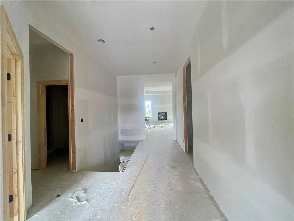 15399 W 161st Street Property Photo 4