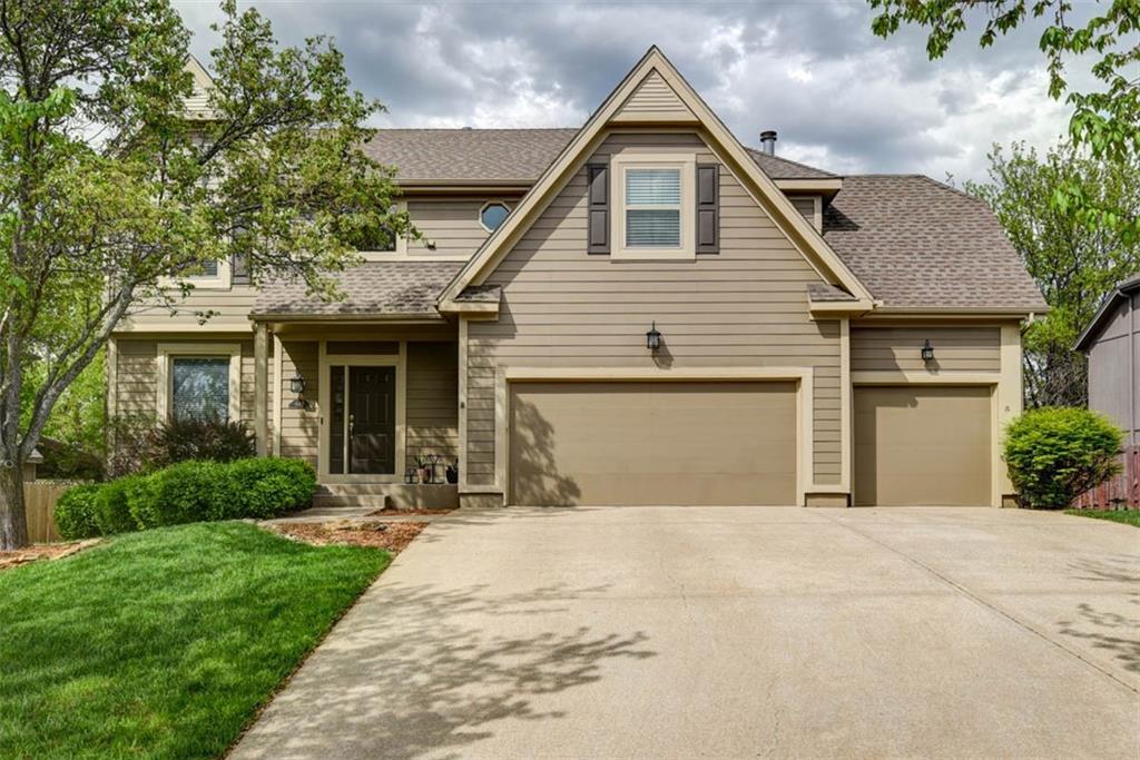 15412 Maple Street Property Photo