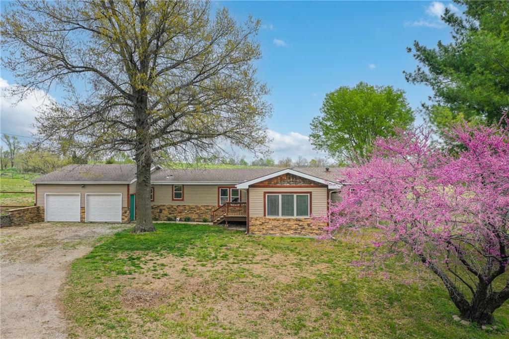 34530 255th Street Property Photo 1