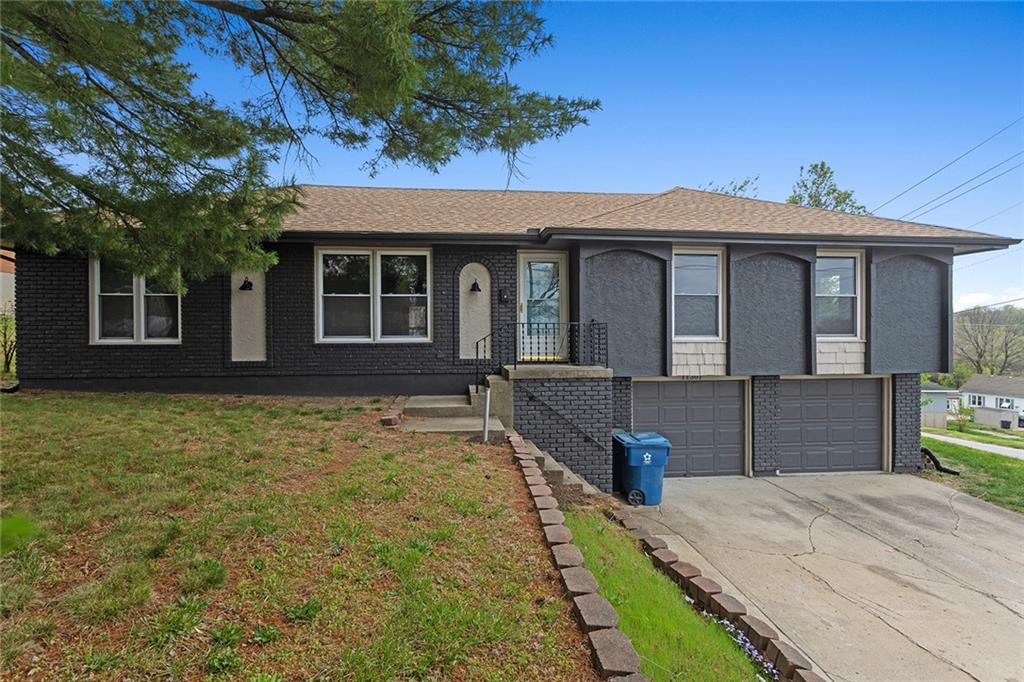 64054 Real Estate Listings Main Image