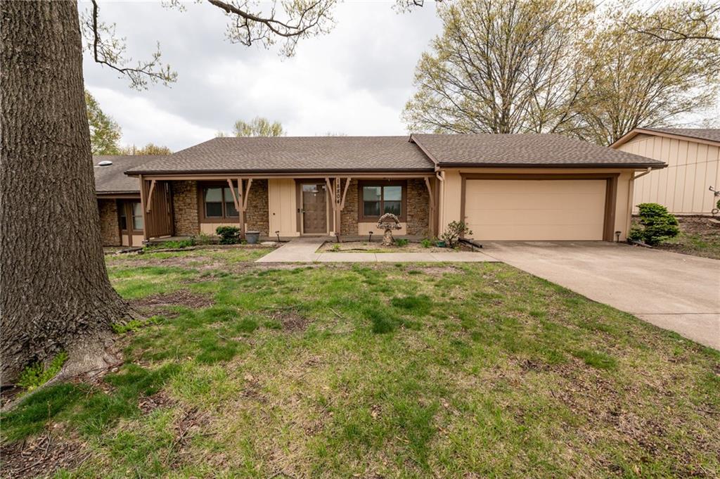 18804 Sunrise Drive Property Photo 1