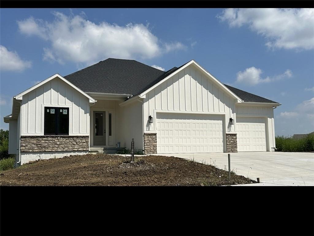 21974 W 178th Street Property Photo 1