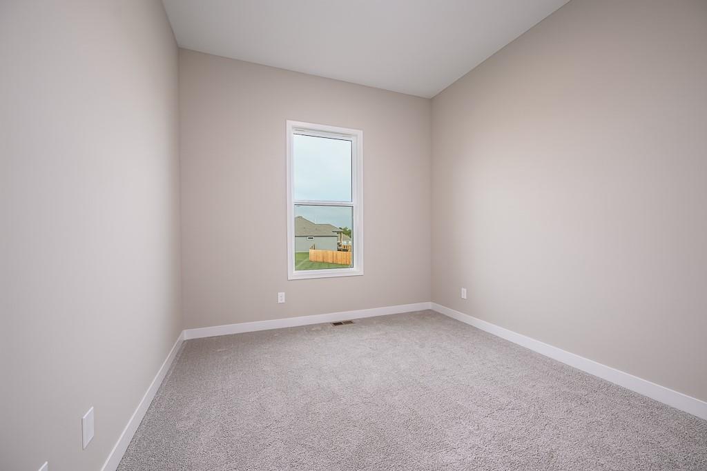 1714 N 162nd Circle Property Photo 17