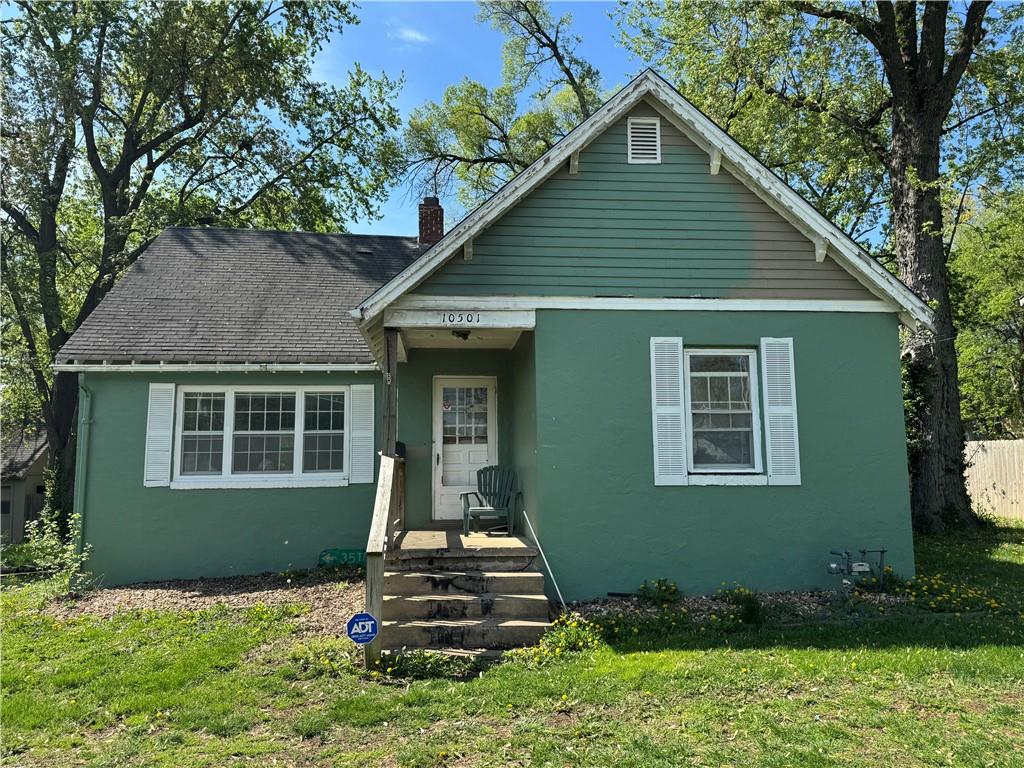 10501 E 35th Street Property Photo 1