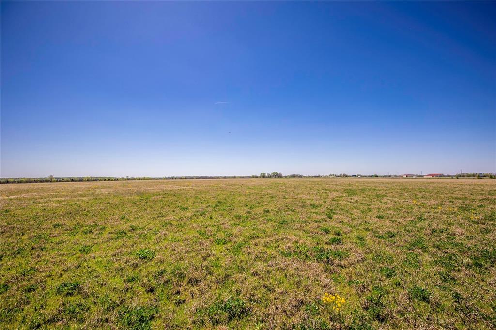 841 69 Highway Property Photo 6