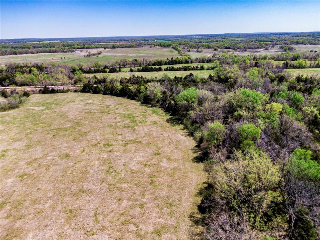 841 69 Highway Property Photo 33